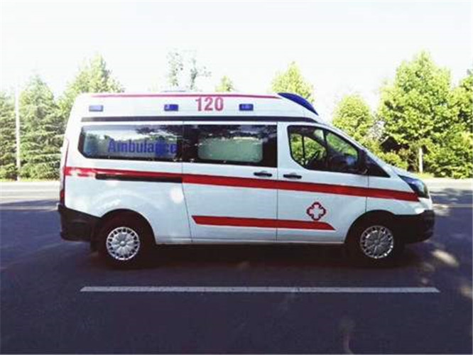 人民路街道救护车出租服务案例6